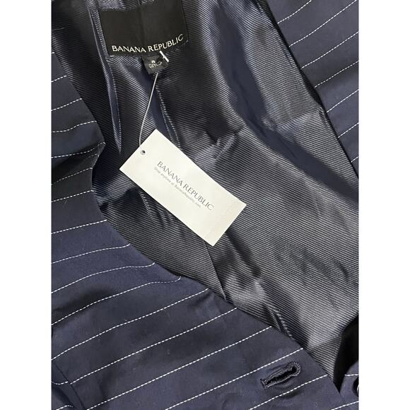 Banana Republic NWT Women’s Black & White Striped Vest, Size 8 - Picture 7 of 7